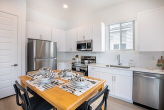 Legacy at Laveen in Phoenix, AZ - Building Photo - Building Photo