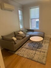 30 Downing St, Unit 2 in New York, NY - Building Photo - Building Photo