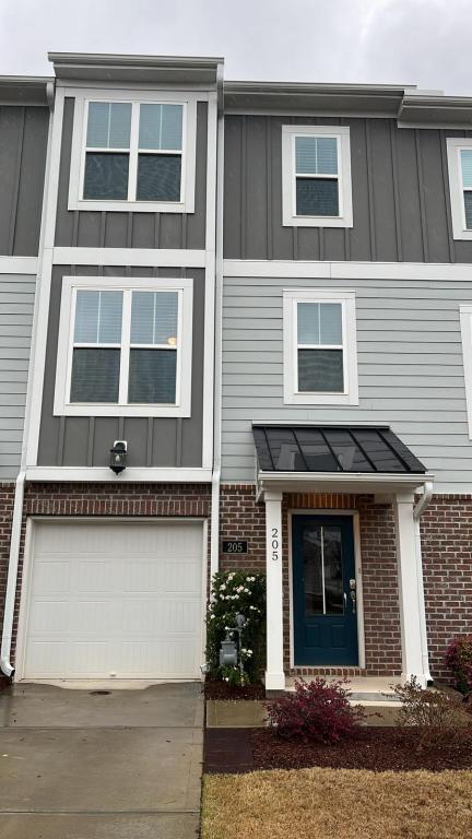 property at 425 Rhamkatte Rd