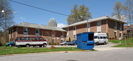 708 Ellington St in Raleigh, NC - Building Photo - Building Photo