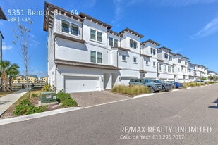 5351 Bridge St in Tampa, FL - Building Photo