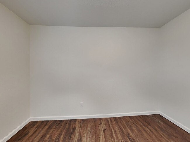 property at 4006 Carmel Ridge Way