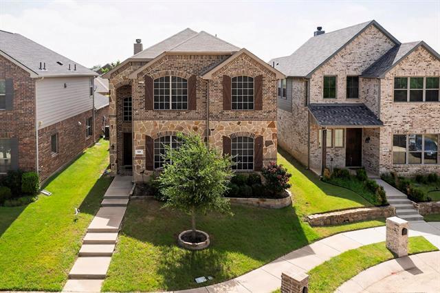 621 Big Horn Rd in Cross Roads, TX - Building Photo - Building Photo