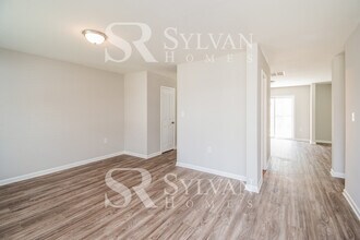 313 Cochin Ct in Lexington, SC - Building Photo - Building Photo