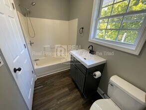 528 N Scales St in Reidsville, NC - Building Photo - Building Photo