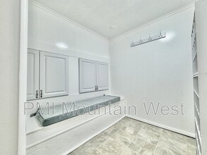 163 S 200 E in Farmington, UT - Building Photo - Building Photo