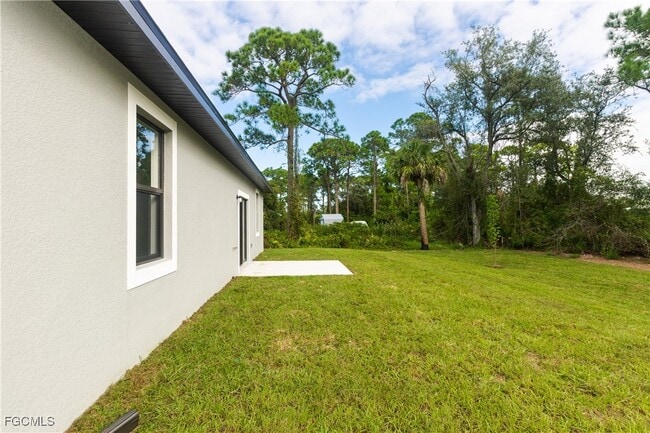 property at 6027 Pecan Cir