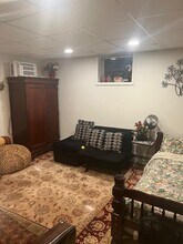 40 Harding St in East Northport, NY - Building Photo - Building Photo