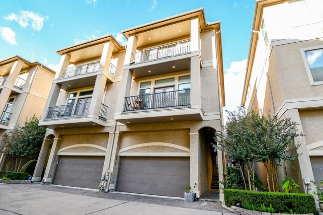 property at 6818 Staffordshire Blvd