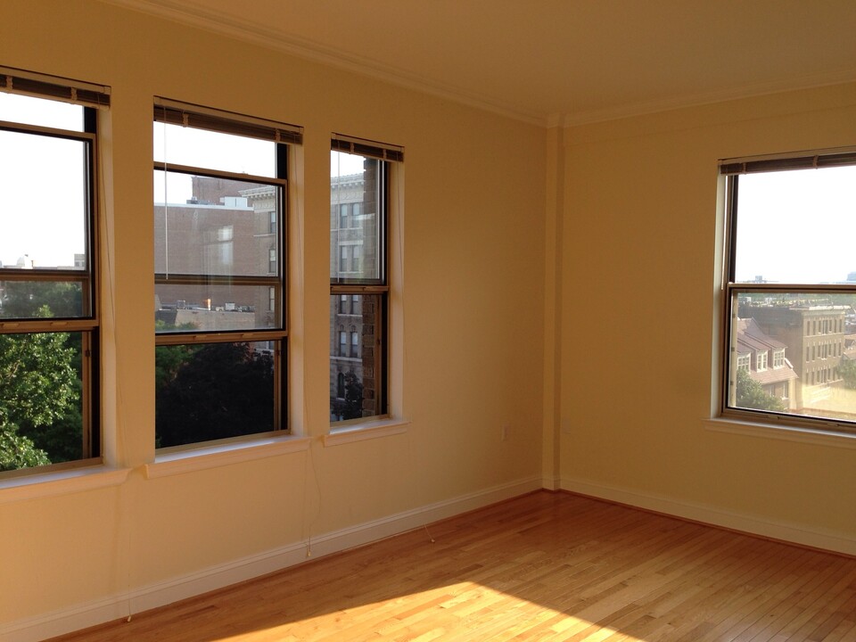 1621 T St NW, Unit Condo in Washington, DC - Foto de edificio