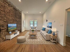1303 S California Ave in Chicago, IL - Building Photo - Building Photo