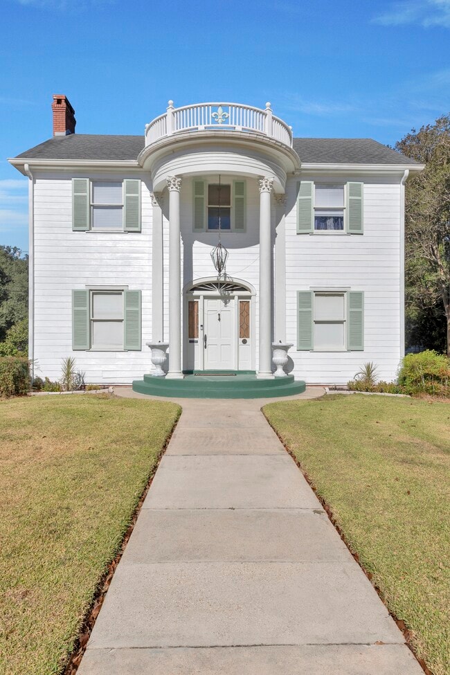 property at 228 Amelia St