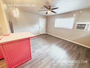 621 N Leverett Ave in Fayetteville, AR - Building Photo - Building Photo