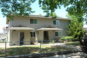 5661 Hoffman Ct in San Jose, CA - Foto de edificio - Building Photo