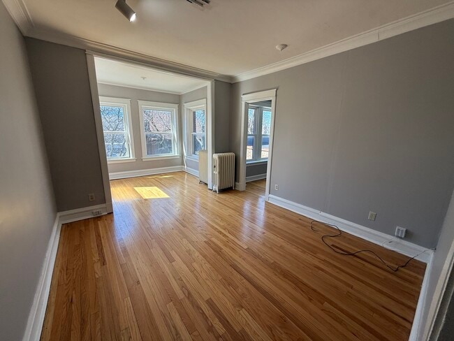 3943 N Kostner Ave in Chicago, IL - Building Photo - Building Photo