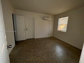 3009 NW 22nd Ct in Miami, FL - Building Photo - Building Photo