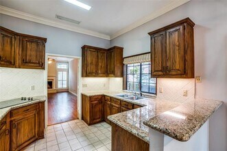 3510 Asbury St in Dallas, TX - Building Photo - Building Photo