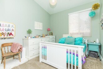 1025 White Sands Dr in Washington, UT - Building Photo - Building Photo