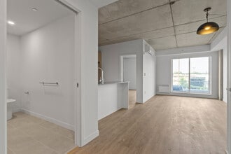 ELAN in Montréal, QC - Building Photo - Building Photo