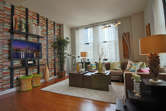 180 N Michigan Ave in Chicago, IL - Building Photo - Building Photo