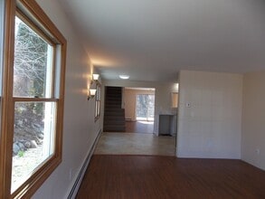 196 Main St in Rockport, MA - Building Photo - Building Photo