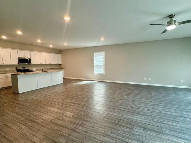 2149 Wood Thrush Wy in Hoschton, GA - Building Photo - Building Photo