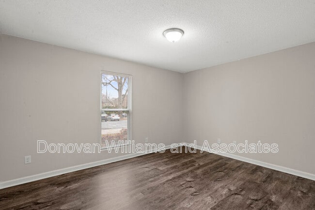 4620 Central Ave in Charlotte, NC - Building Photo - Building Photo