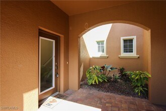 6657 Alden Woods Cir in Naples, FL - Building Photo - Building Photo