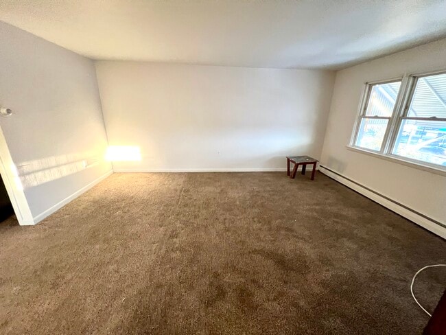 705 Bywood Ave, Unit 1st floor in Upper Darby, PA - Building Photo - Building Photo