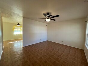 4723 N Shore Dr in Wichita Falls, TX - Building Photo - Building Photo