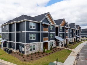 Solstice Apartments in Madison, AL - Building Photo - Building Photo