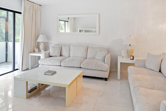 2550 Lulfs Rd in West Palm Beach, FL - Building Photo - Building Photo