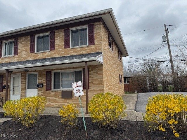 property at 1600 Lee Terrace Dr