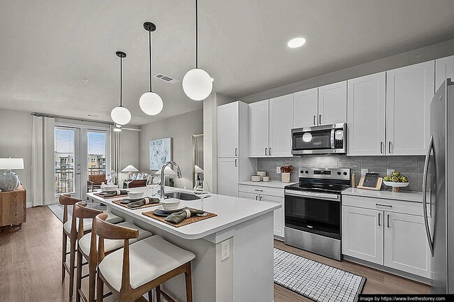 8001 N Stemmons Fwy, Unit 2226