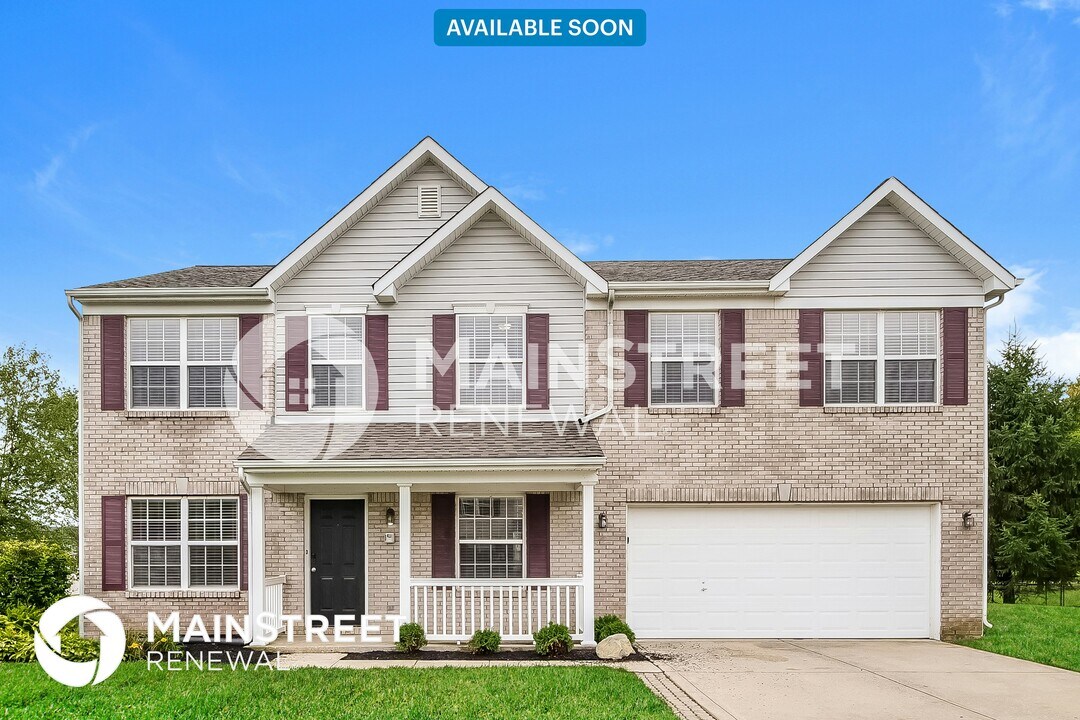 2361 S Wildflower Ln in New Palestine, IN - Building Photo
