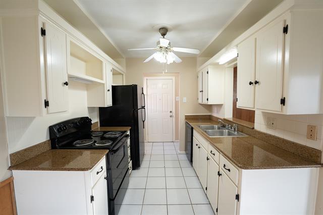 2625 Cumberland Dr in Mesquite, TX - Building Photo - Building Photo