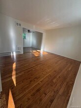 408 7th St in East Northport, NY - Building Photo - Building Photo