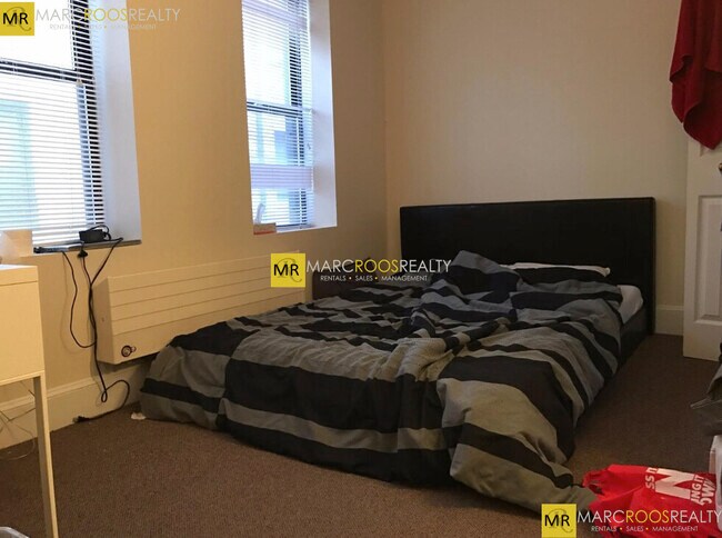 856 Beacon St, Unit 1E in Boston, MA - Building Photo - Building Photo