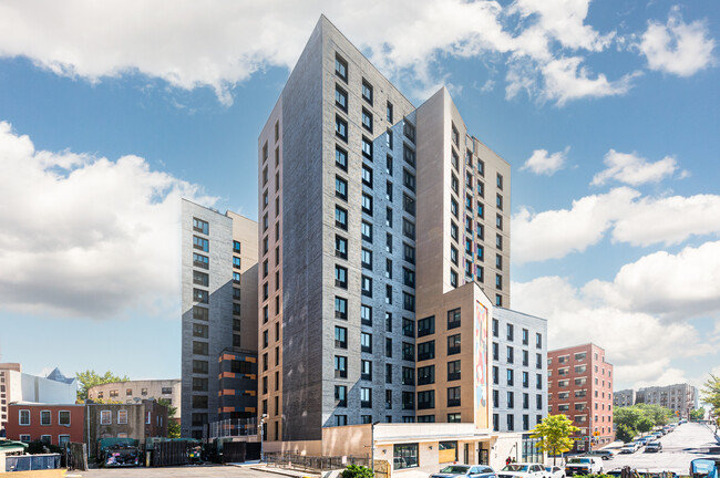 Twin Parks Terrace in Bronx, NY - Building Photo - Primary Photo