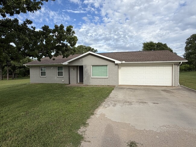 509 Sage Trail in Springtown, TX - Foto de edificio - Building Photo
