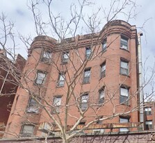 307 Huntington Ave, Unit 5A in Boston, MA - Building Photo