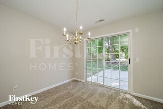 821 Blazingwood Dr in Greensboro, NC - Building Photo - Building Photo