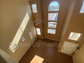 36 W Camino Rio Chiquito in Sahuarita, AZ - Building Photo - Building Photo