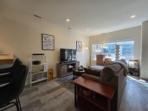 4653 Camino Cuervo in Santa Fe, NM - Building Photo - Building Photo