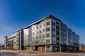 Eastside Heights in Nashville, TN - Foto de edificio - Building Photo