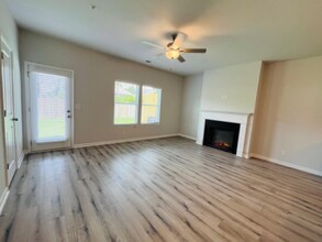 11707 Chatham Dr in Hampton, GA - Building Photo - Building Photo