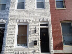 13 S Decker Ave in Baltimore, MD - Building Photo