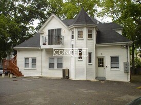 14 Gardner St, Unit 1R in Boston, MA - Building Photo