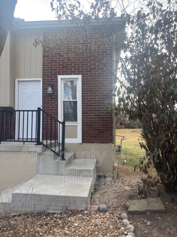 property at 5319 NW 87th St