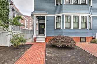 26 S Angell St in Providence, RI - Building Photo - Building Photo